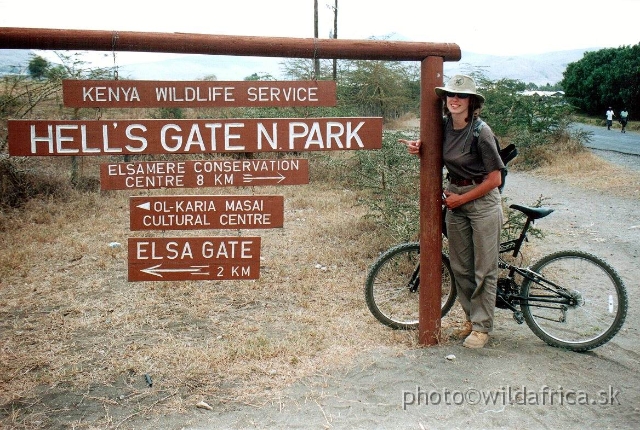 HELL_S_GATE_01.JPG - Hells Gate National Park