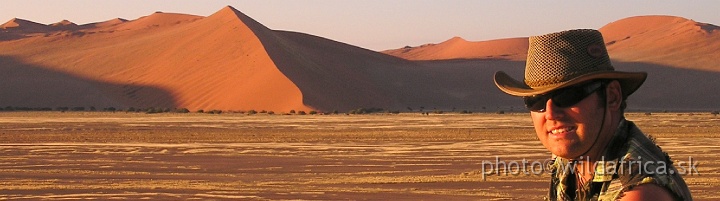 P1010276.JPG - Sossusvlei Dunes - a photographers paradise